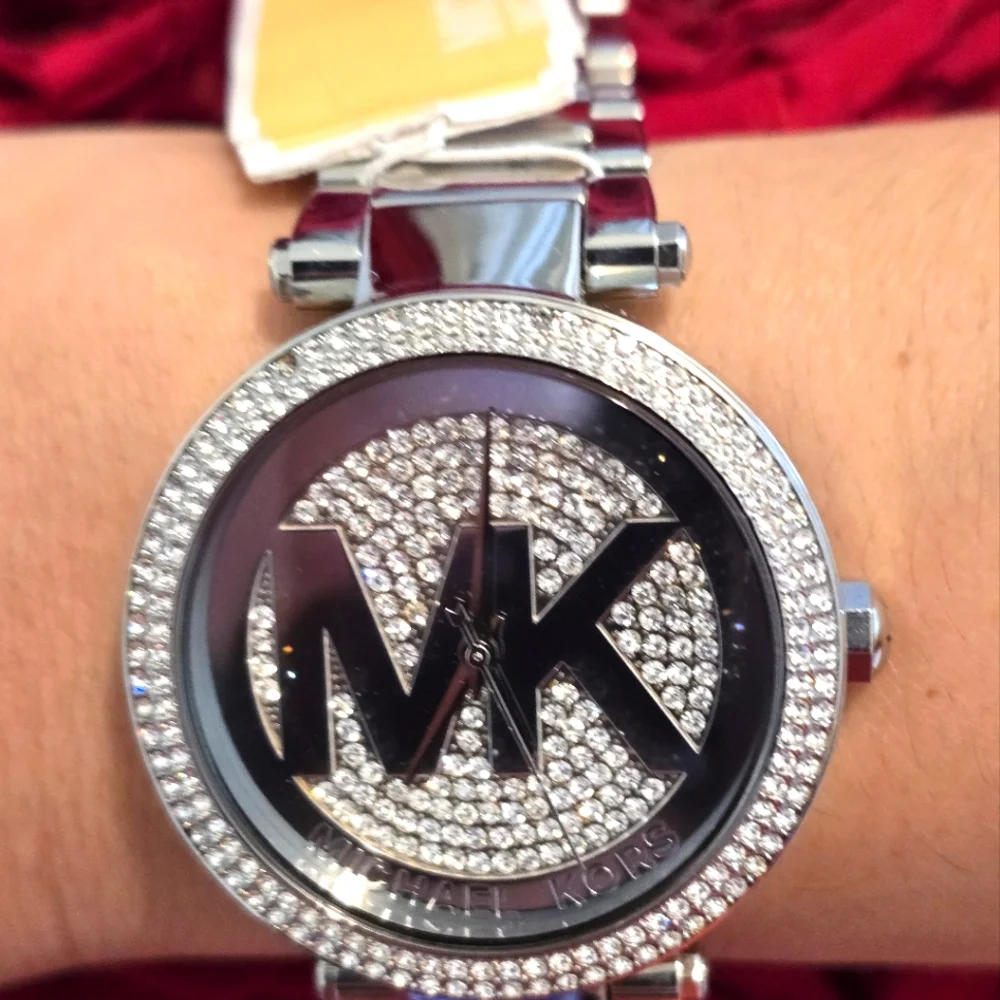 Michael Kors Silver Watch - Picture 2 of 7